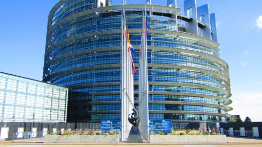 the-european-parliament-in-strasbourg-5180608_1280